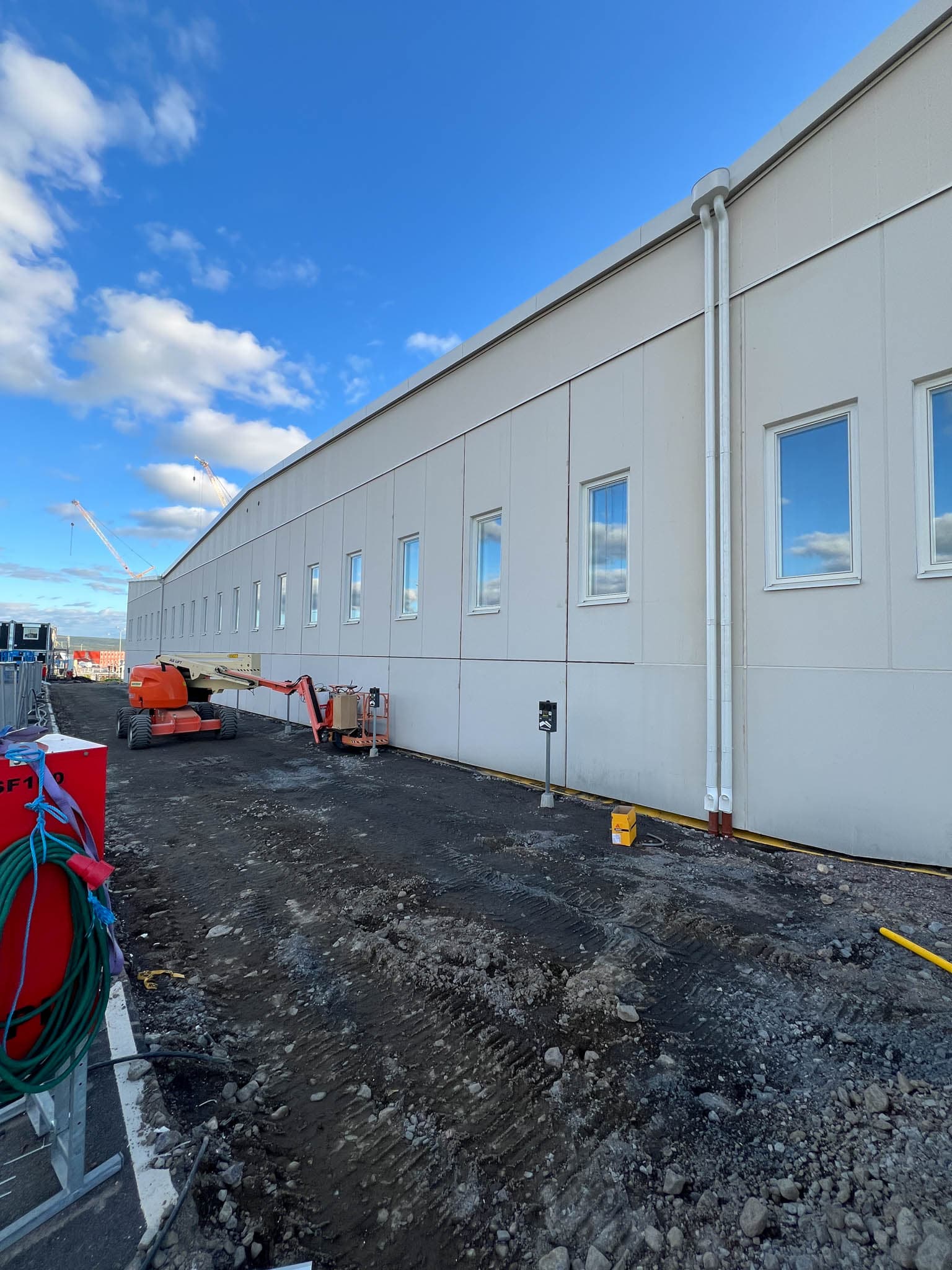 Brandtätning och ljudtätning i nyproduktion - skydd mot fukt och värmeläckage